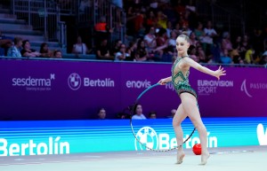 aa q neumann julia aut ph simone ferraro sfa00224 copia